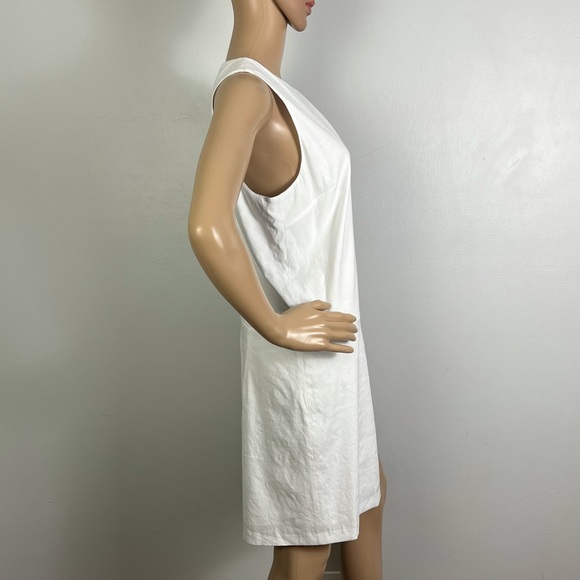 NEW VINCE WHITE SLEEVELESS ROMPER - Picture 7 of 10